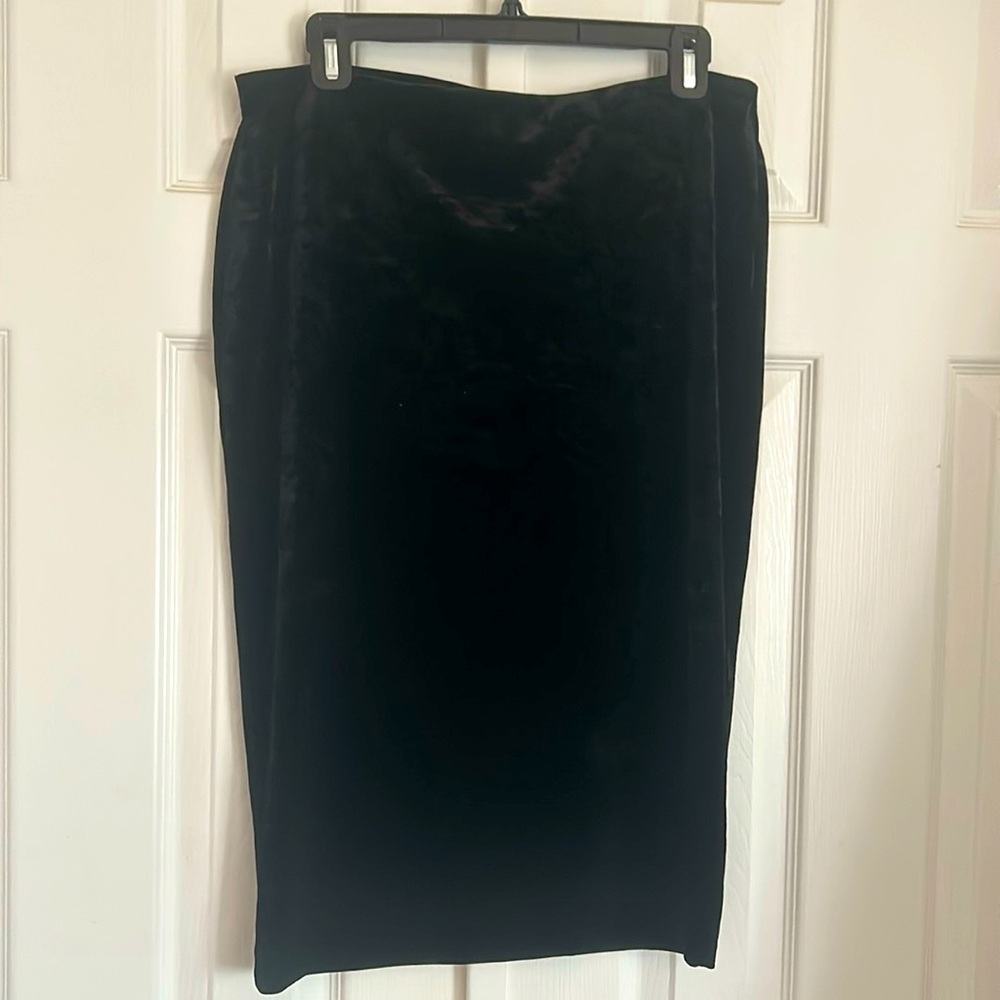 Vince Camuto crushed velvet pencil skirt